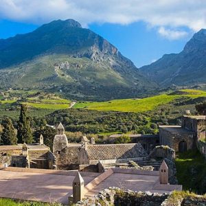 Εκδρομές όλων των τύπων, Μεταφορές με λεωφορεία, Κρατήσεις, Κρουαζιέρες & jeep safari