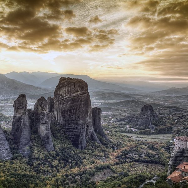 Καλαμπάκα, Μετέωρα, Χριστούγεννα – 5 ήμερη Χριστουγεννιάτικη εκδρομή από Ηράκλειο