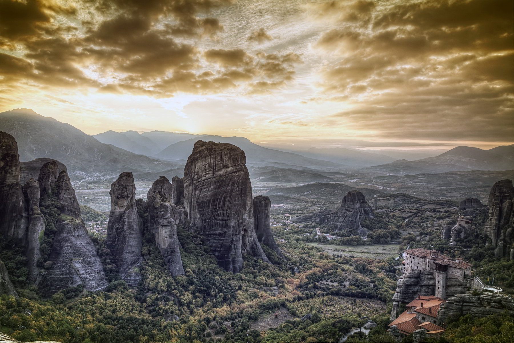 Καλαμπάκα, Μετέωρα, Χριστούγεννα – 5 ήμερη Χριστουγεννιάτικη εκδρομή από Ηράκλειο